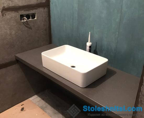 https://stoleshnitsi.com/