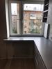 П образная столешница с интегрированной мойкой с переходом в подоконни...
